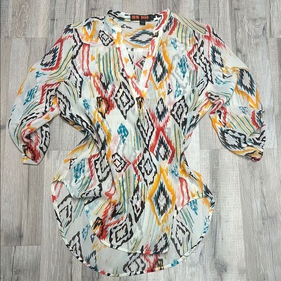 Colorful Geometric Print Women's Top - Picture 1 of 1